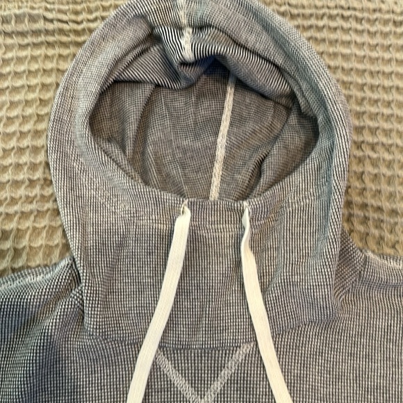 LL Bean Pullover Hoodie, XS - Picture 4 of 7
